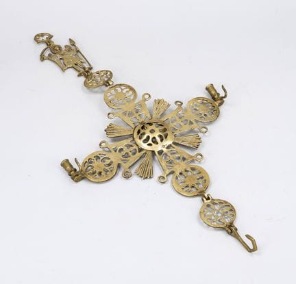 Lustre suspendu figuratif, XIXe siècle, laiton. De