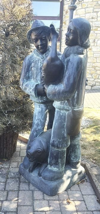 Grande sculpture de jardin inspirée du conte « Han