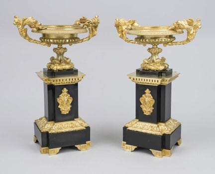 Paire de tables d'appoint d'apparat, France, XIXe 