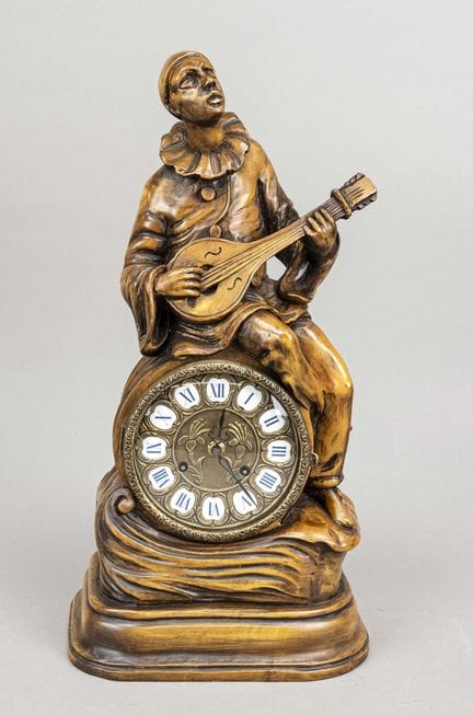 Reloj de madera Pirrot —siglo XX—, tallado, con un
