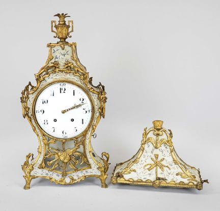 Rococó - Reloj de péndulo de Neuchâtel, hacia 1800