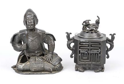 Japanischer Krieger und Censer, Japan, Ende 19. Jh