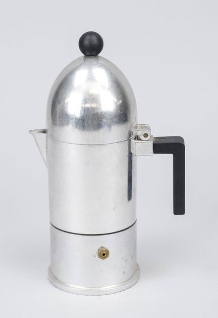 Alessi La Cupola 意式浓缩咖啡壶，意大利，20世纪末，铝制，配黑色塑料部件。由阿尔多