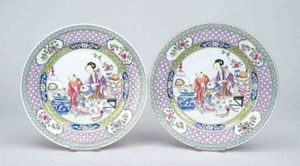 2 piatti “Famille Rose”, Cina, probabilmente XVIII