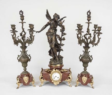 Historicismo - Reloj de péndulo con figuras, de 3 