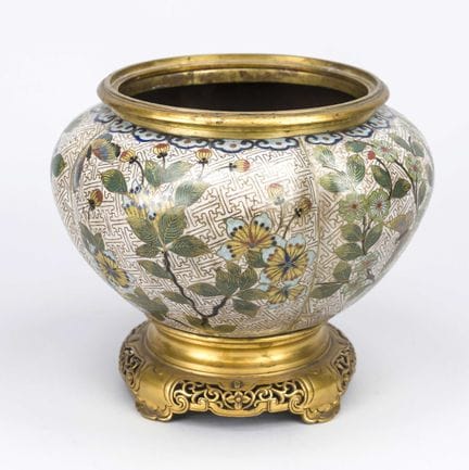 Cloisonné Cachepot mit Bronzemontierung, China um 