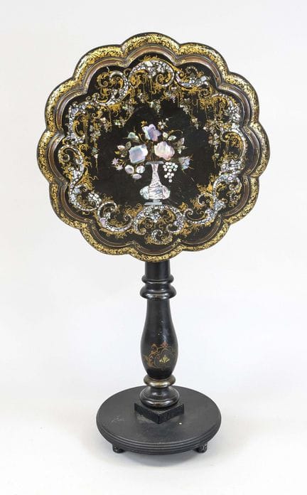 Tavolino laccato, Asia, inizio XX secolo, legno la