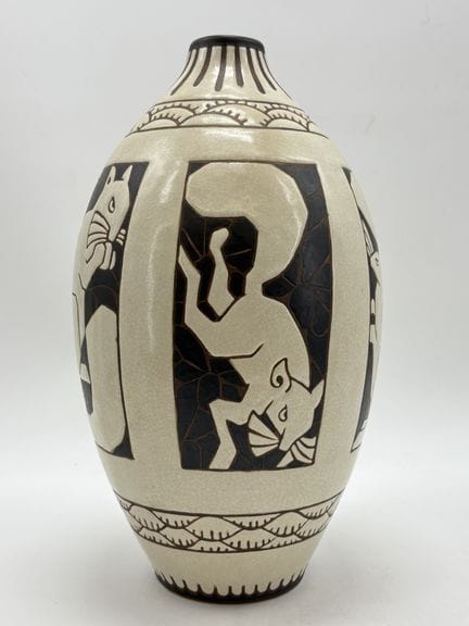 Charles CATTEAU (1880-1966). Importante jarrón «Bo
