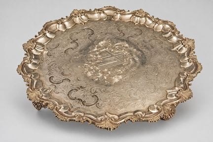 Large sterling silver salver - Barak Mewburn, Lond