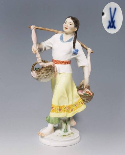 Meissen, « Coréenne »

Façonnée en 1956, modèle de