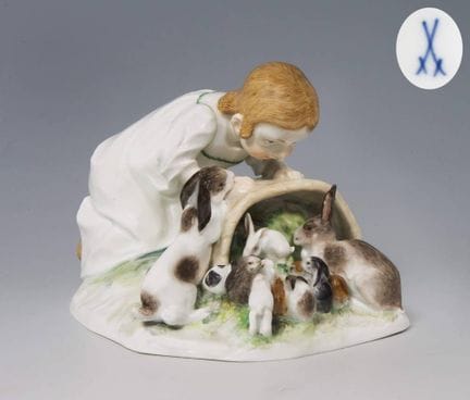 Meissen, figurine Art nouveau « Enfant avec un lap