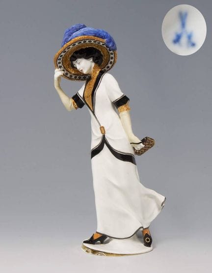 Meissen, figurine Art nouveau « Dame à la sac à ma