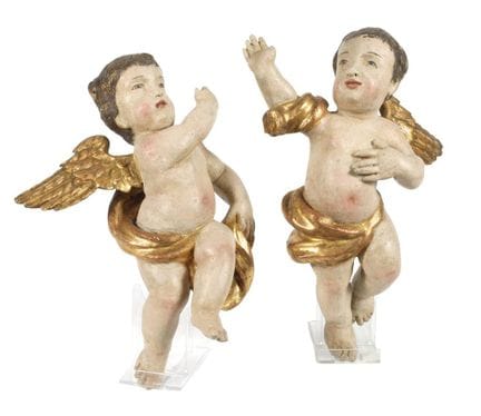 Pair of floating angels
18th century, carved from 