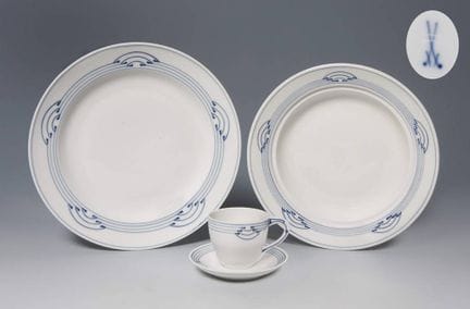 Meissen, 4 pièces d'un service Art nouveau

Fabriq