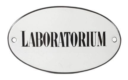 Enamel door sign
Early 20th century, oval flat sig