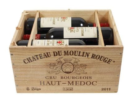 六瓶红葡萄酒
法国，标有 Château du Moulin Rouge，Cru Bourgeois