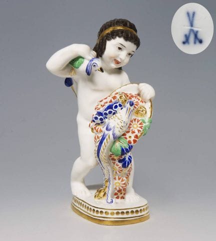 Meissen, figurine Art nouveau « Cupidon portant de