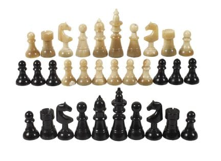Horn chess set
Mid-20th century, with ‘Sperling Ch