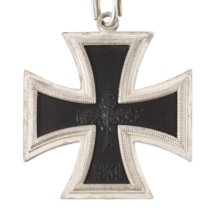 Croix de chevalier, modèle 1957
Lame en argent 800