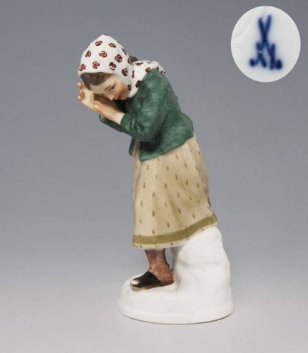 Meissen, figurine Art nouveau « Jeune fille repous