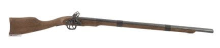 装饰性燧发枪
20世纪后半叶，双管圆膛，枪管顶部刻有“St. Etienne 1718”字样，枪管根