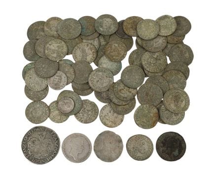 Grand lot de pièces d'argent historiques
68 pièces