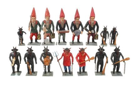 Collection de figurines de diables et de nains de 