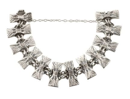 Hans Hansen Schmuckarmband
Entwurf Karl Gustav Han