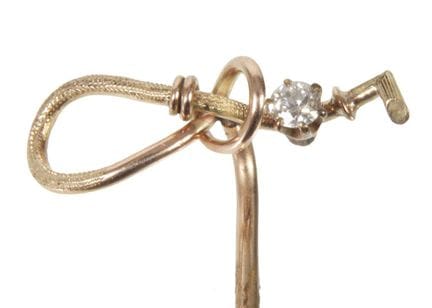 Alfiler de corbata con diamante
Segunda mitad del 