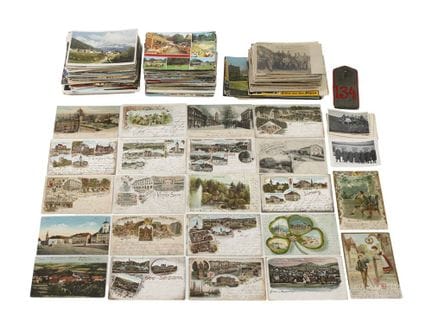 Lot de cartes postales
antérieures à 1945, environ