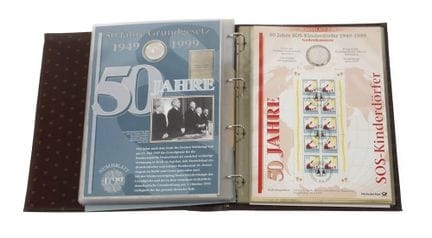 Lot de feuilles numismatiques de la RFA
douze pièc