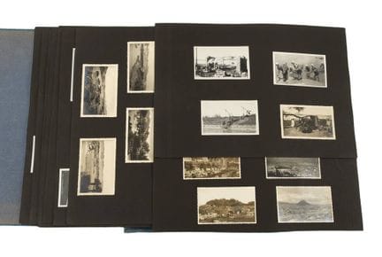 Album photo d'un voyage en bateau en Afrique 
vers