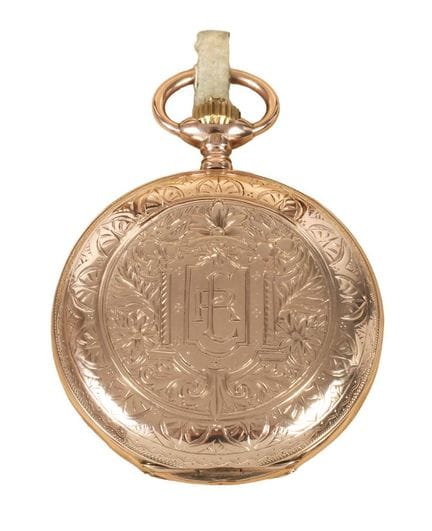 Élégante savonnette en or « Saxonia »
vers 1900, b