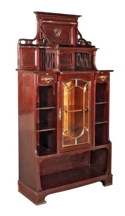Vertiko Jugendstil
deutsch, um 1900, Mahagoni mass