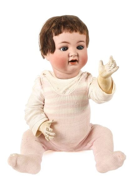Grande poupée à tête en porcelaine de Kämmer &amp;