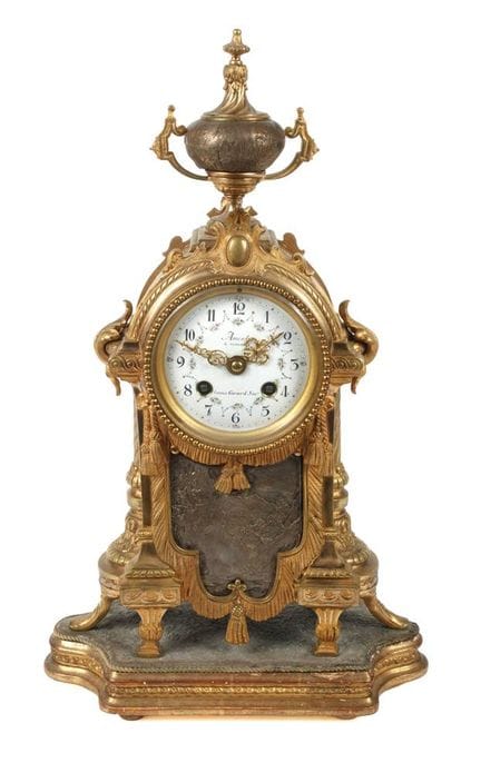 Horloge de cheminée Ancely à Toulouse
France, fin 