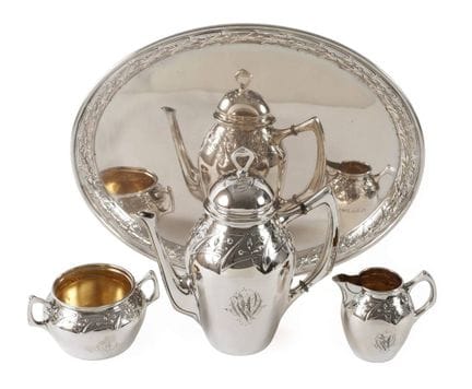 Kernstück Jugendstil
um 1900, Silber gestempelt 80