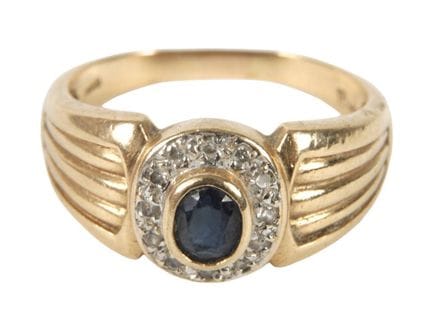 Anillo de mujer con zafiro y diamantes
Segunda mit