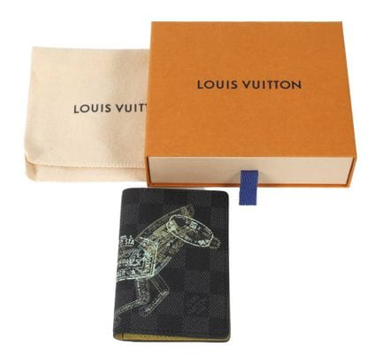 Organiseur de poche Louis Vuitton « Stamps »
2022,