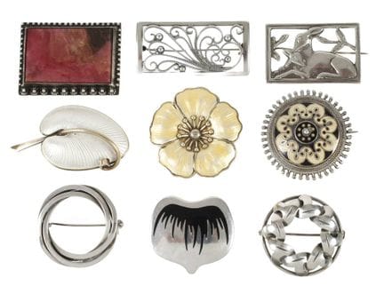 Kleine Sammlung Designbroschen
2. Hälfte 20. Jh., 