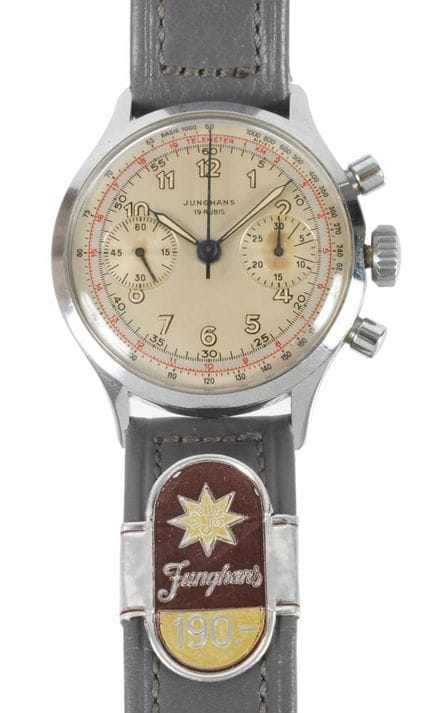 Chronographe militaire Junghans J88 NOS
Années 195
