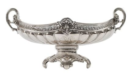 Jardinière en argent, style historiciste
Fin du XI