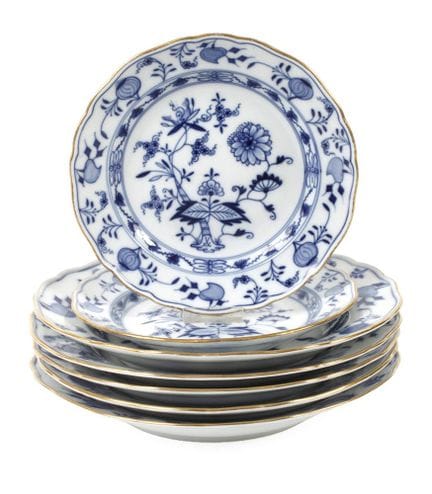 Lot d'assiettes de Meissen « Motif oignon / bord d
