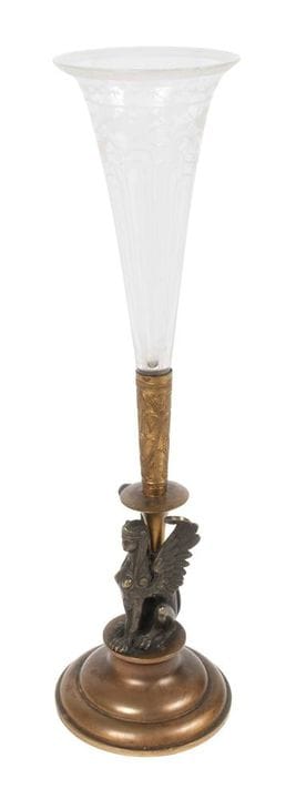 Petit vase orné d'un sphinx
2e moitié du XIXe sièc