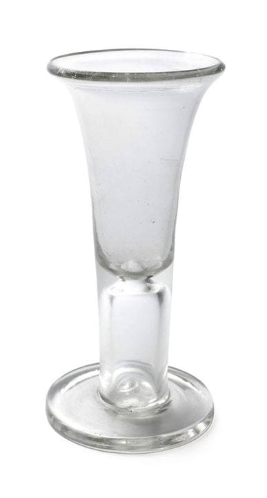 Rare pied de calèche
vers 1800, verre incolore mas
