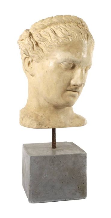 古代艺术的传承：萨福半身像
20世纪，制造商标记无法辨识，表面刻有“M 40”， 彩色石铸，刻画了古