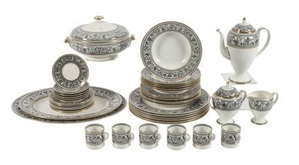 Service de table Wedgwood England « Florentine Bla