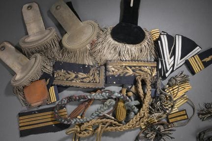 Set: epaulets, straps, embroidery, braids, tassels