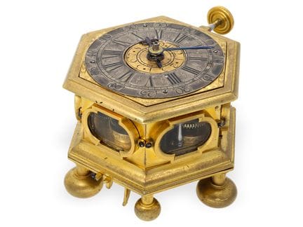 Tischuhr: sehr seltene Miniatur Horizontaltischuhr
