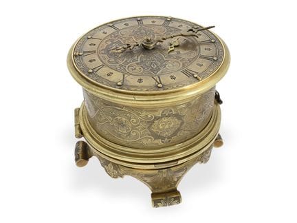 Dosenuhr/Horizontaluhr: rare Renaissance-Stil Tisc